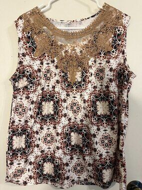 Modlily Flowered Shirt Size XL